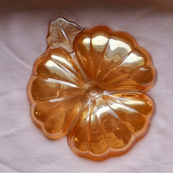 (2pc) Antique 1930s Jeanette Carnival Glass 3-Leaf Clover Trinket Dishes - Picture 9 of 12